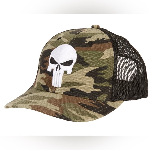 Marvel Comics Punisher Camo Curved Bill Snap Back Cap - Picture 1 of 6